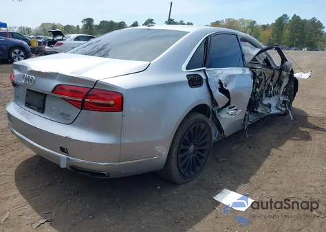 2015 Audi A8 L 4.0T z USA, uszkodzony, nr VIN WAU32AFD2FN038880